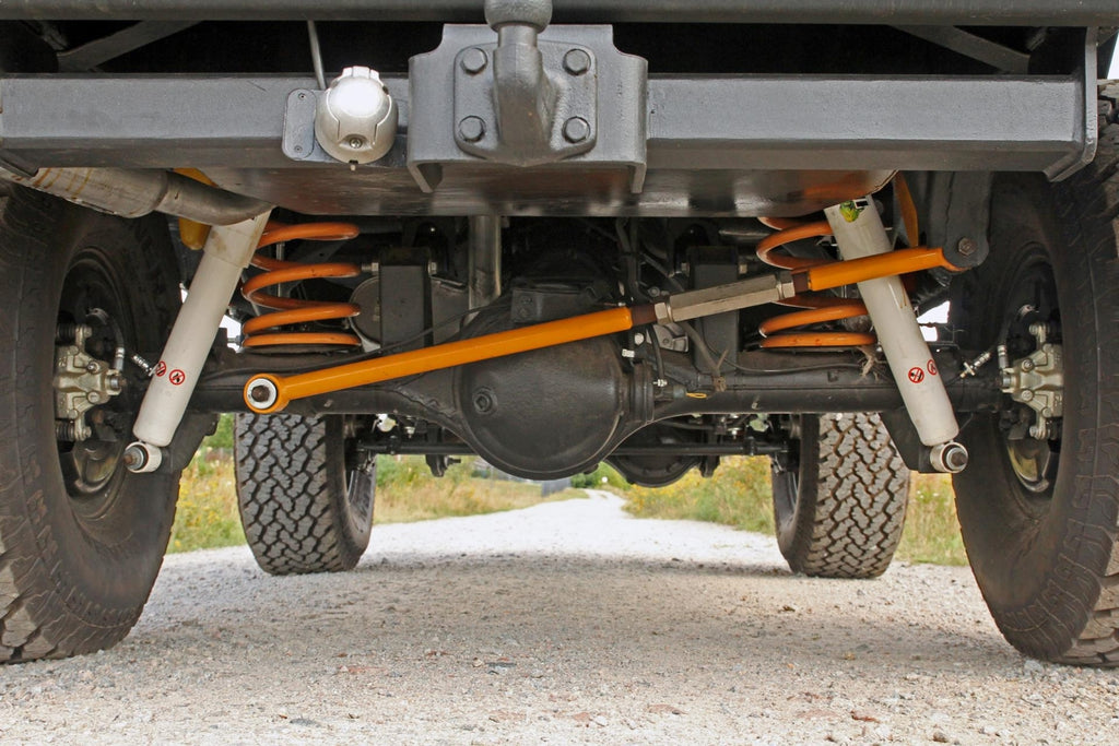 Adjustable Panhard Rod (rear) Nissan Patrol Y60 & Y61 (1987–2001)
