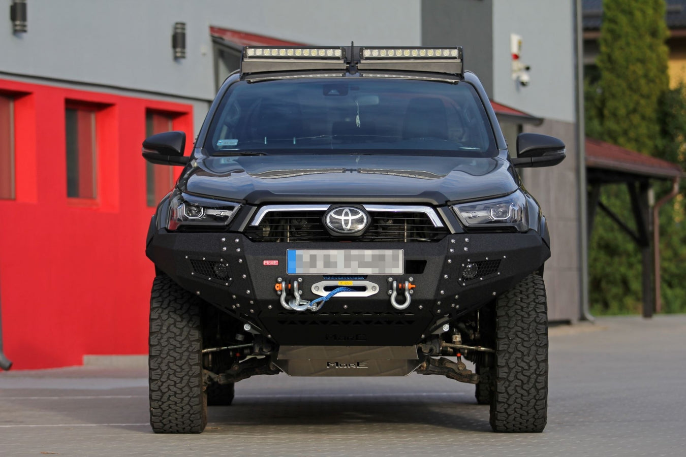 Seilwindenstoßstange Toyota Hilux 8 REVO 2020+
