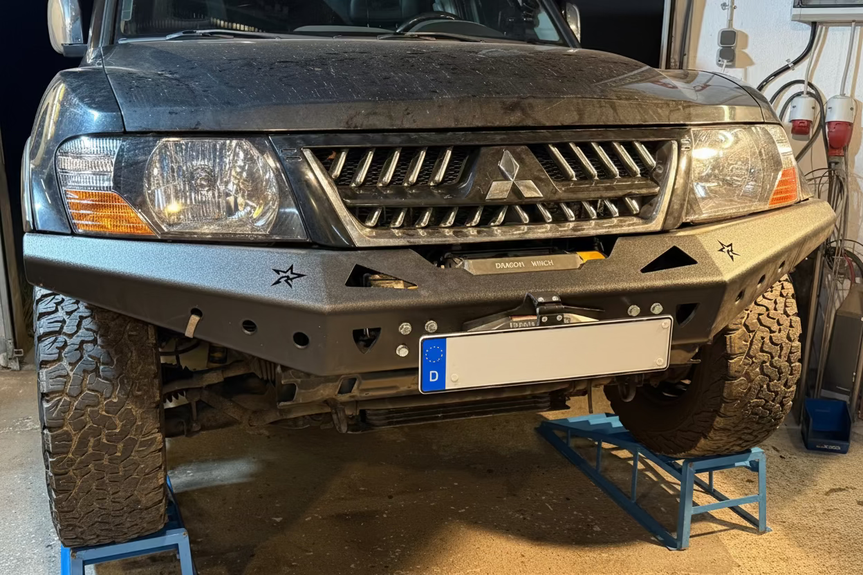 Folding license plate holder for winch