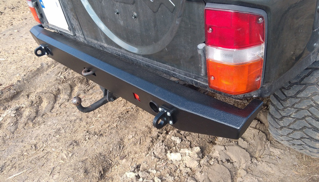 Stahl-Heckstoßstange Nissan Patrol Y60 3 Türer