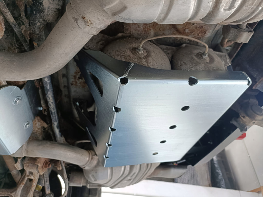 Underbody protection compressed air reservoir Mercedes-Benz ML W164