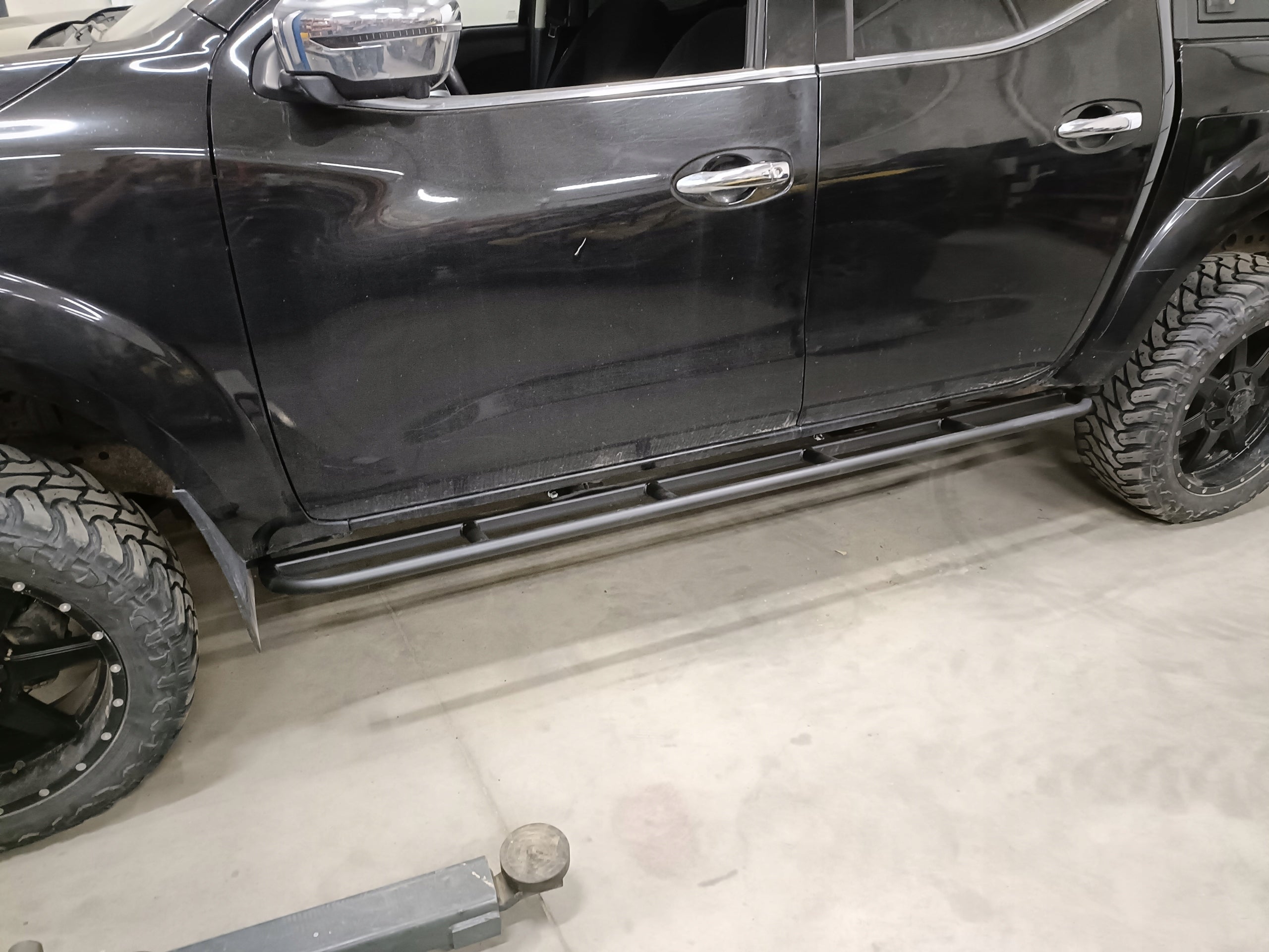 Rockslider Side Skirts Protection Pipes Nissan Navara D23