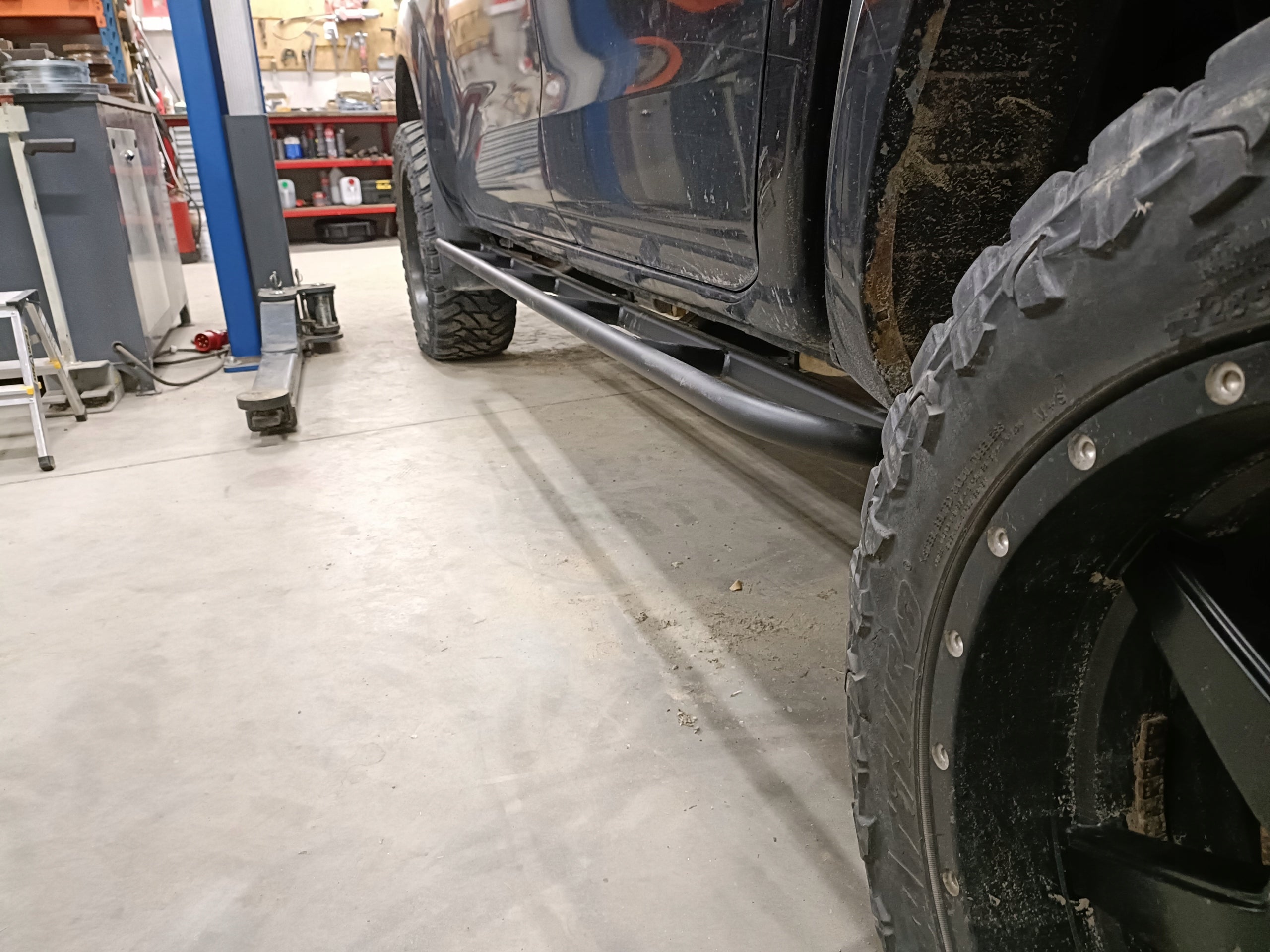 Rockslider Side Skirts Protection Pipes Nissan Navara D23