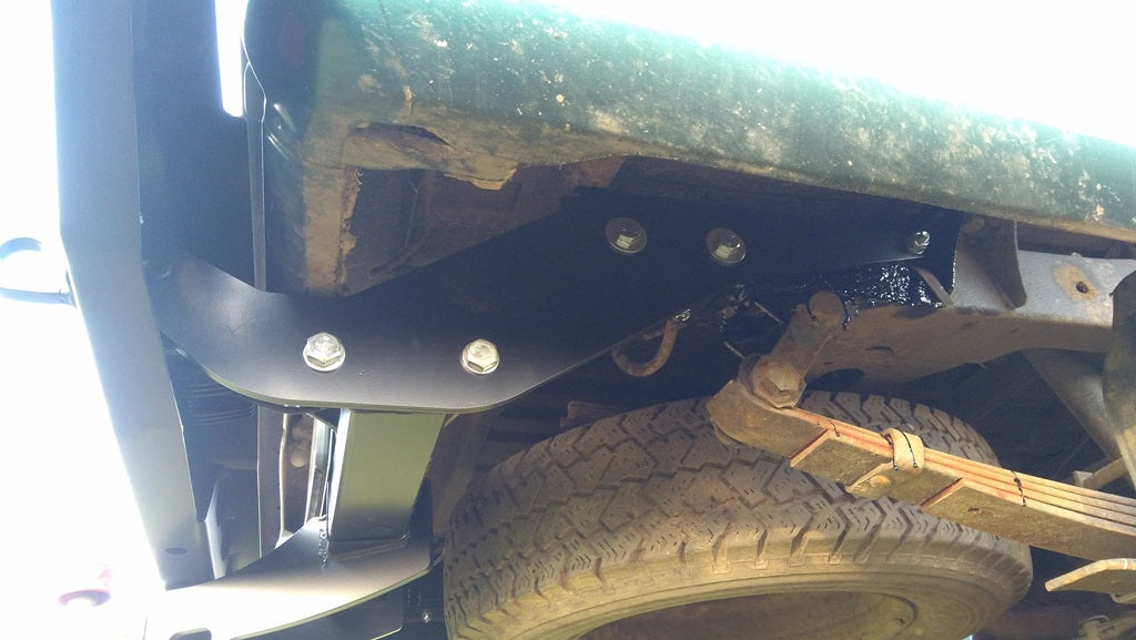 Stahl-Heckstoßstange für Toyota Hilux 6 RZN