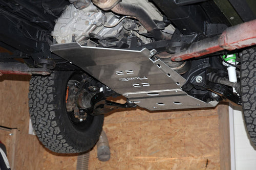 Schutzplatte für Toyota Hilux 7 Vigo