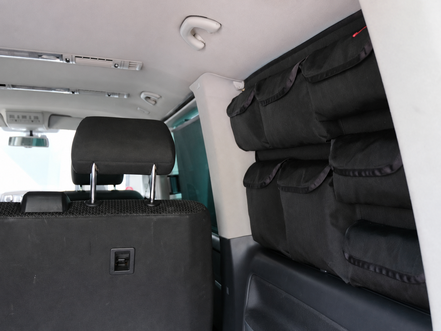 VW T5 kurz Fenstertaschen-Organizer für hinteres Seitenfenster – Produktansicht