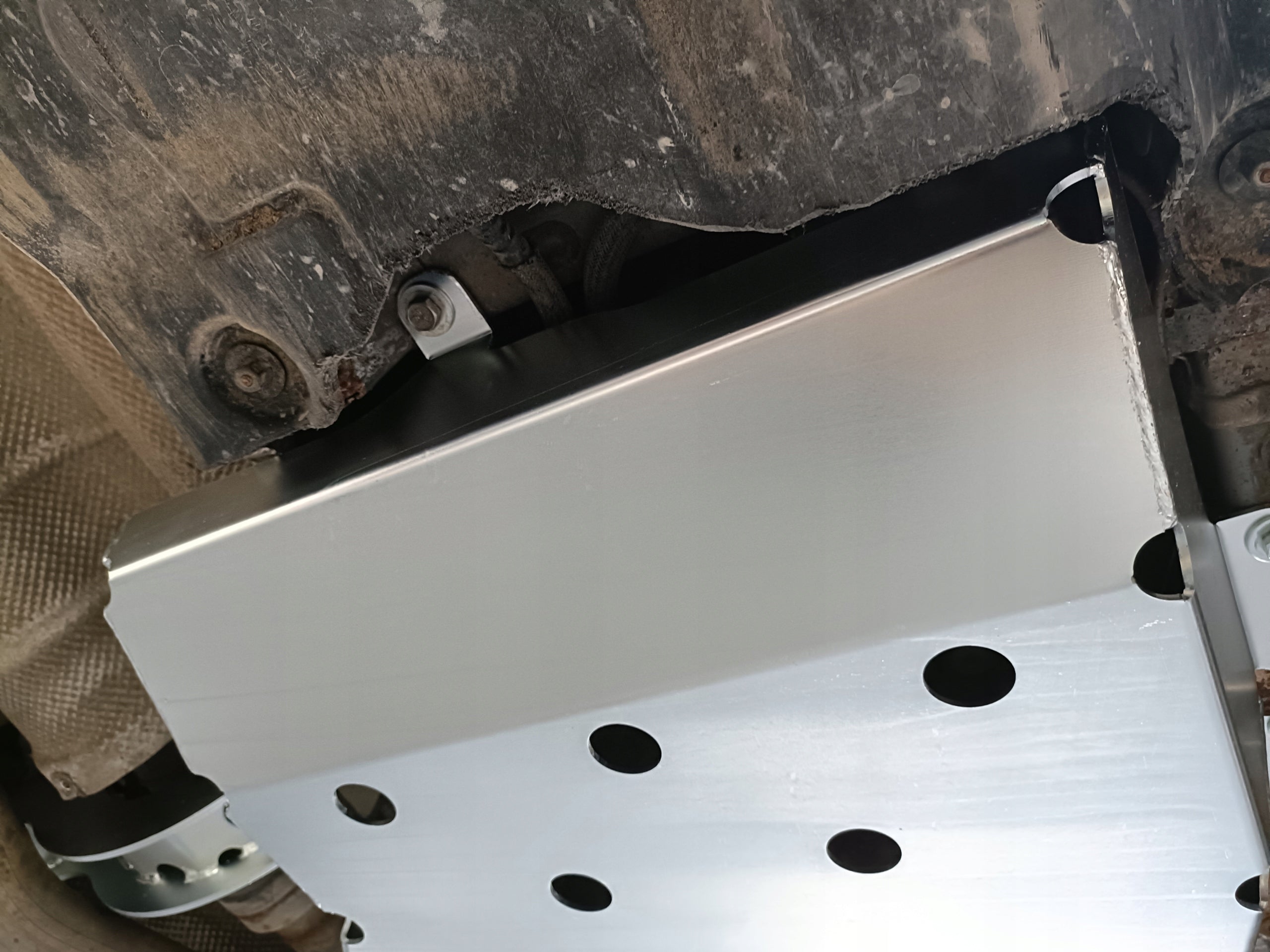 Unterfahrschutz Kraftstofftank Mercedes-Benz ML W164