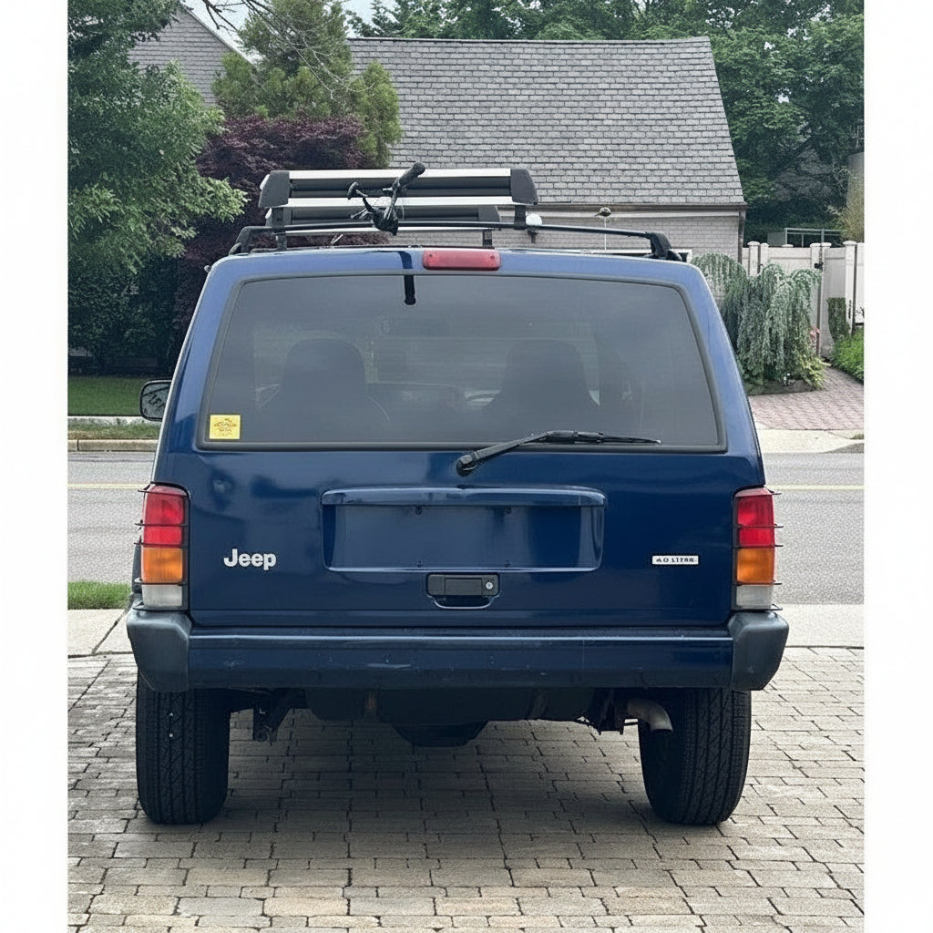 Taillight guard for Jeep Cherokee XJ (97-01)