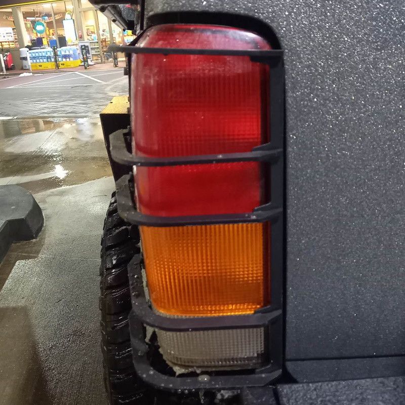 Protezione fanale posteriore per Jeep Cherokee XJ (97-01)