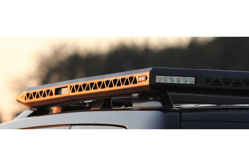 Dachträger-Plattformhalter Toyota Land Cruiser J120 mit Reling – Detailansicht 2
