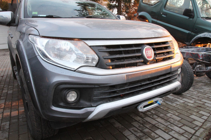 Montageplatte für Seilwinde Mitsubishi L200 / Fiat Fullback 2015-2018
