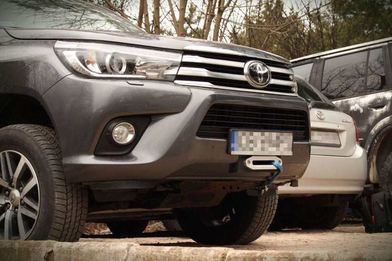 Montageplatte für Seilwinde Toyota Hilux Revo 2016-2020