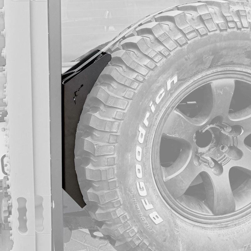 Supporto universale per ruota di scorta