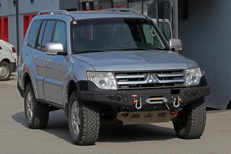 Seilwindenstoßstange Mitsubishi Pajero 4 V80