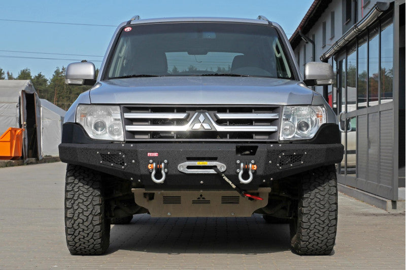 Seilwindenstoßstange Mitsubishi Pajero 4 V80