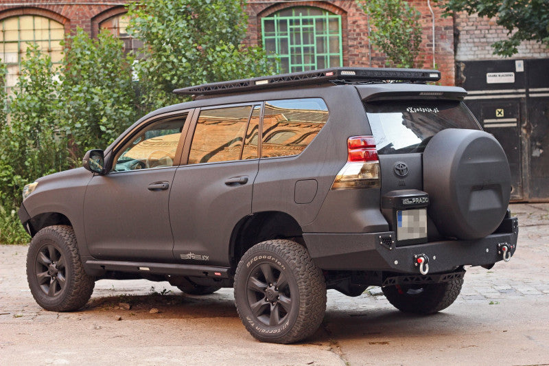 Stahl-Heckstoßstange Toyota Land Cruiser 150 lang – Seitenansicht